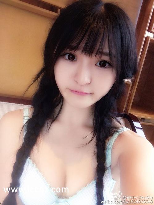 国产极品自拍,极致光影下的视觉盛宴  第3张